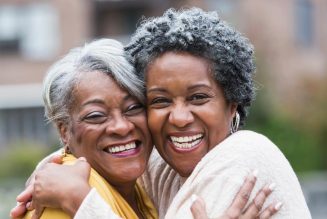 Choosing the Right Adult Diaper: A Guide to Comfort, Absorbency, and Skin Health